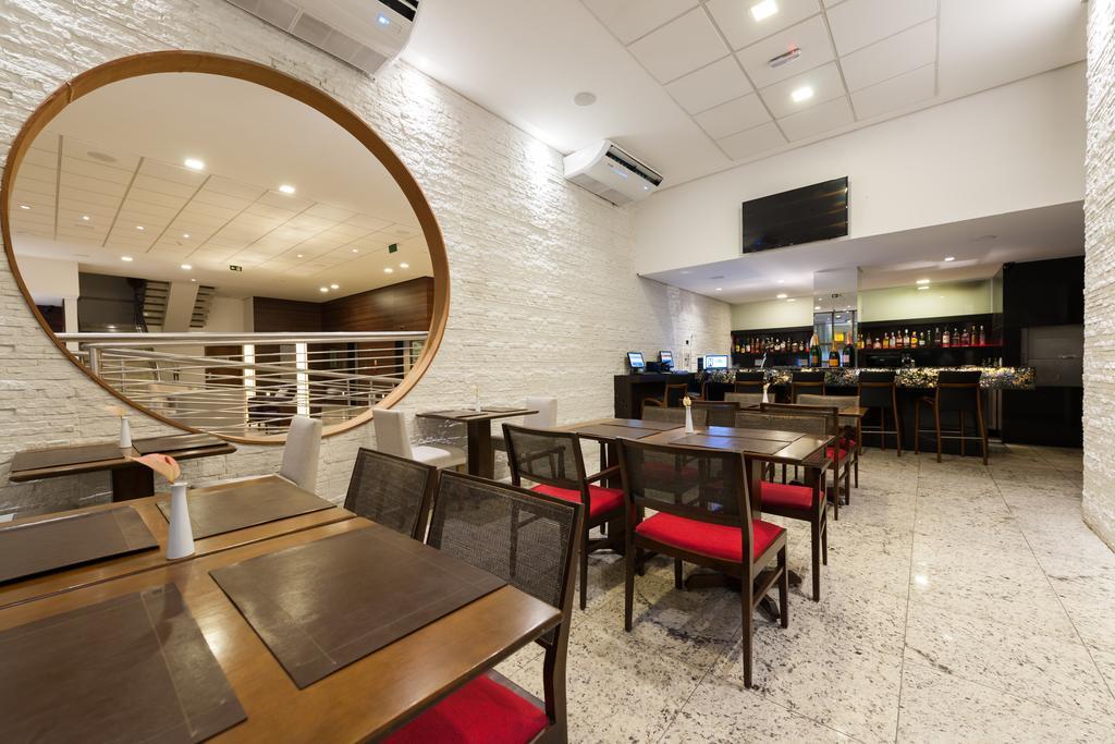 Best Western Premier Maceio Kültér fotó The interior of a restaurant in Japan